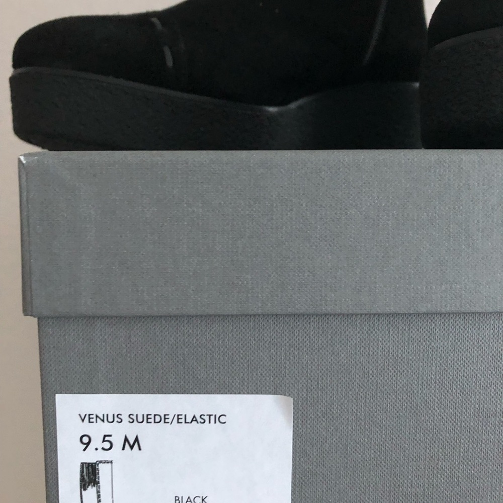 New Aquatalia Venus Black Tall Boots, Size 9.5 - Picture 8 of 13